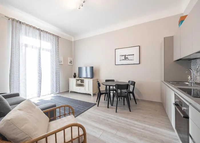 Moderne Maison Ariston Appartamento